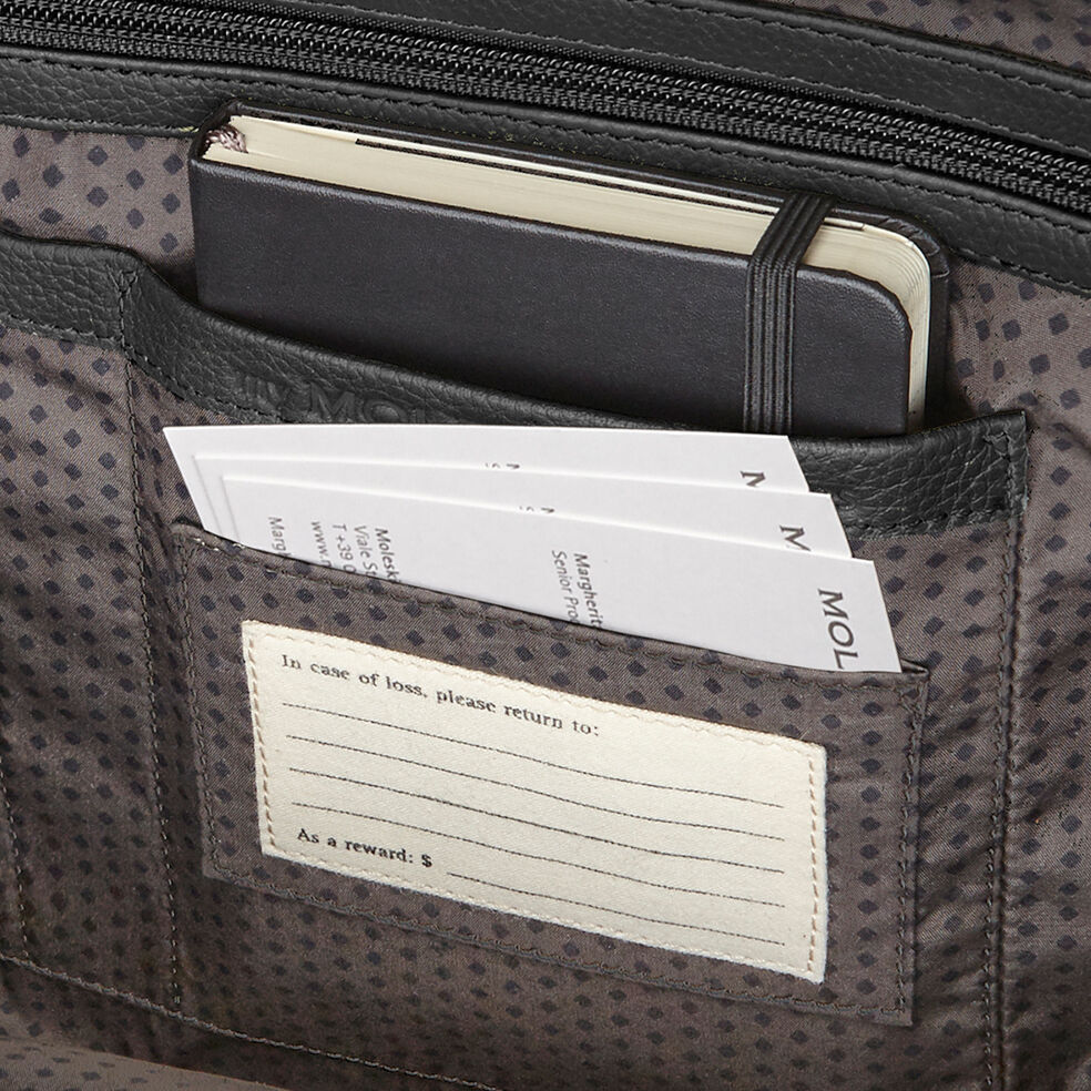 Moleskine classic sales leather pro backpack